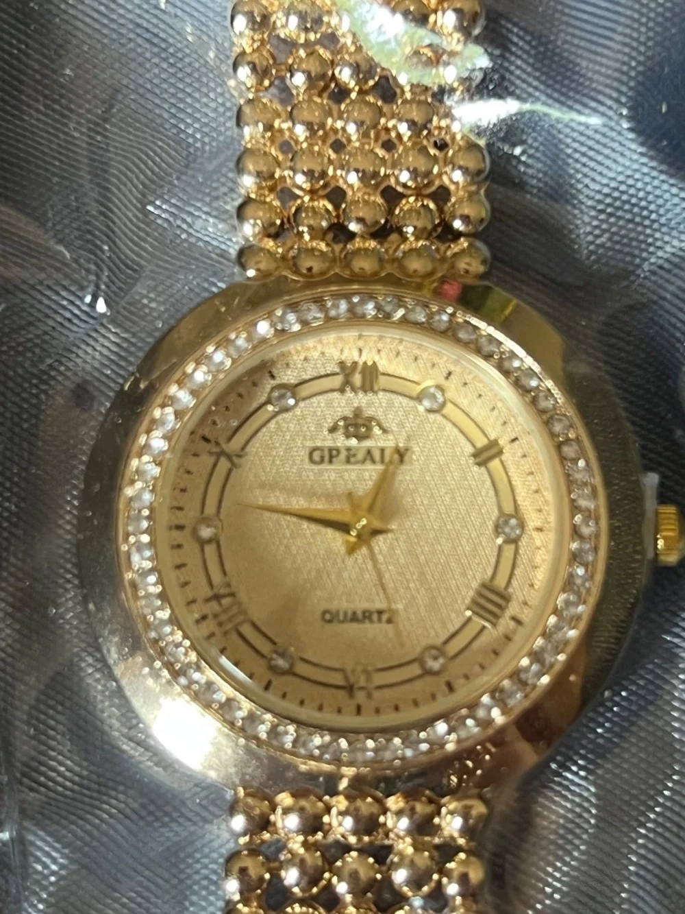 New Grealy ladies gold toned watch